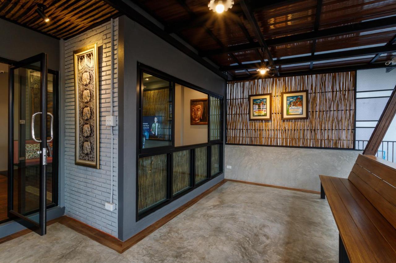צ'יאנג מאי Hostel One Art And Gallery מראה חיצוני תמונה