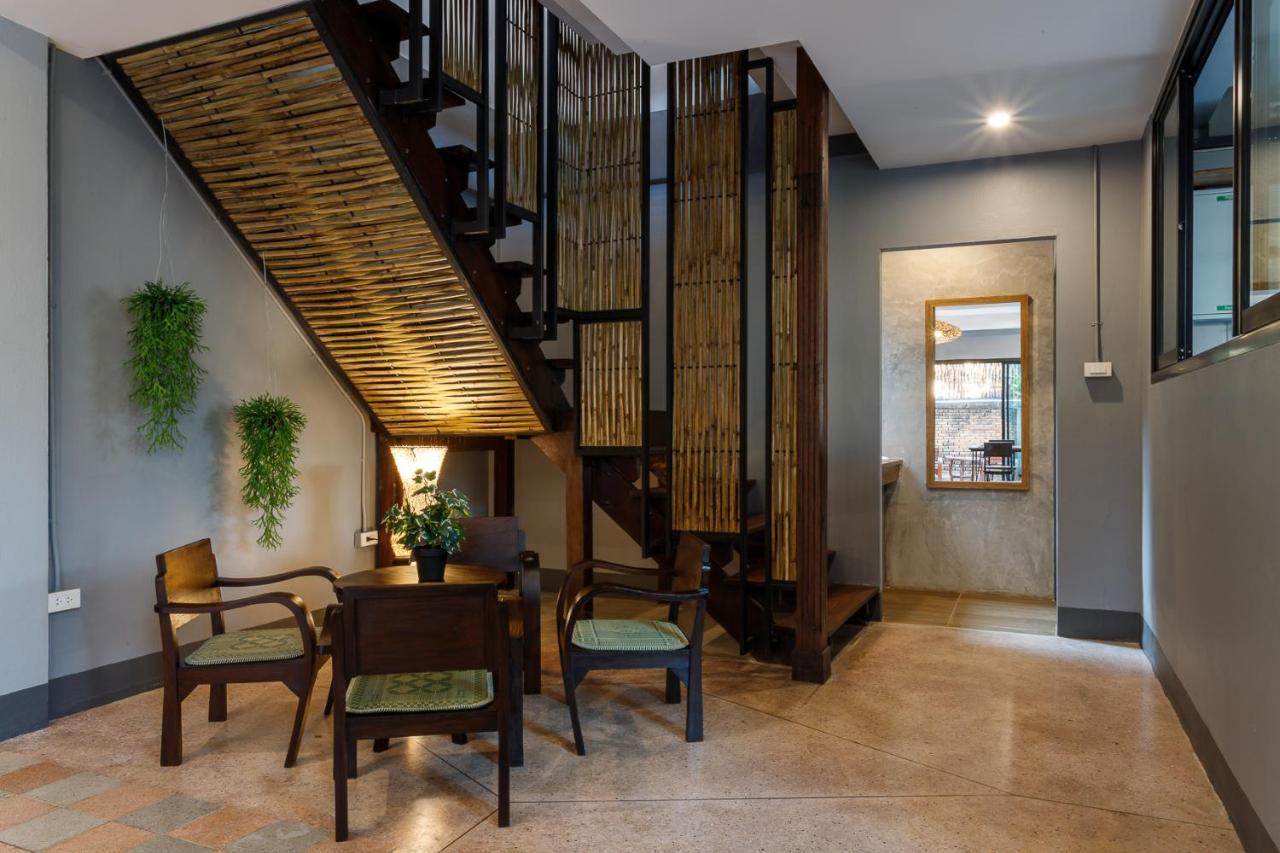 צ'יאנג מאי Hostel One Art And Gallery מראה חיצוני תמונה